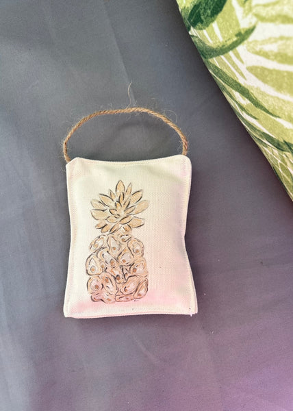 Pineapple Oyster pillow ornament